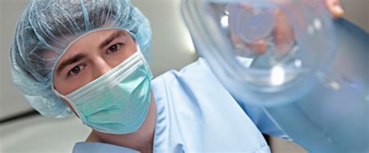 Are pain management doctors anesthesiologists?