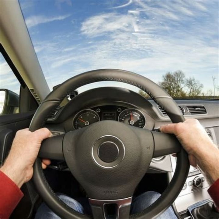 Are steering wheels universal?