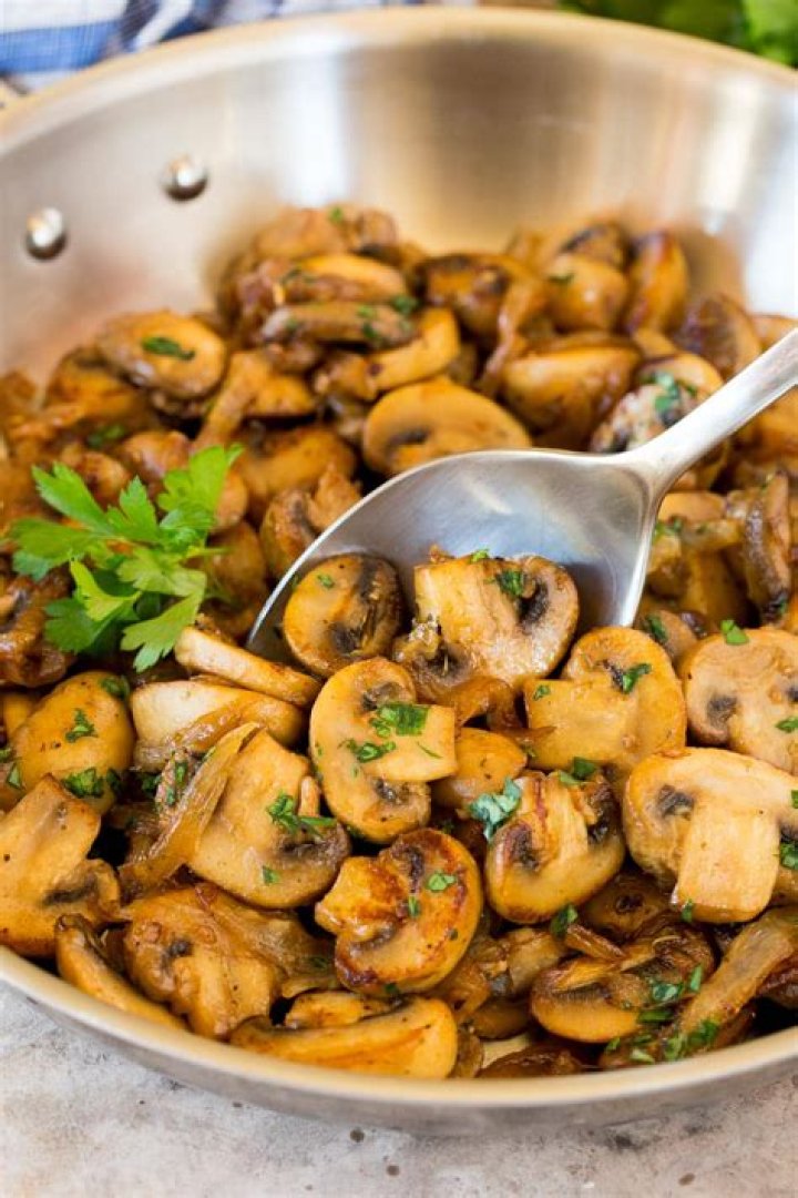 Can sauteed mushrooms be reheated?