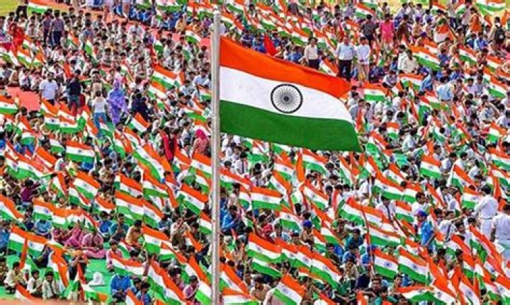 Did rss refused to hoist national flag?
