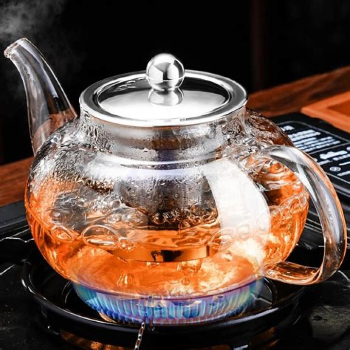 Do teapots boil water?