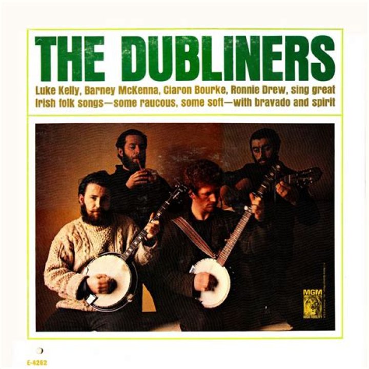Do the dubliners still perform?