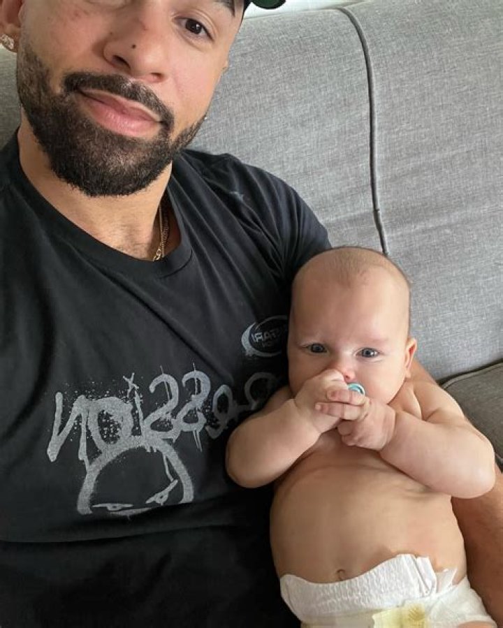 Does brida have a child with cnut?