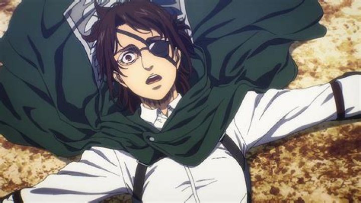 Does hange die in attack on titan?