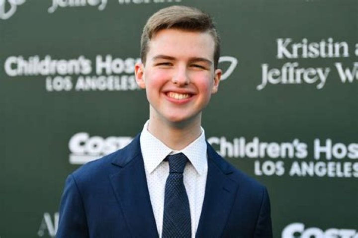 Does iain armitage believe in god?