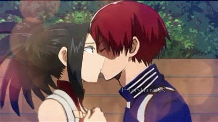 Does yaoyorozu like todoroki?