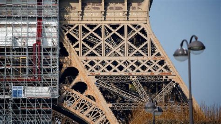 For what was the eiffel tower built?