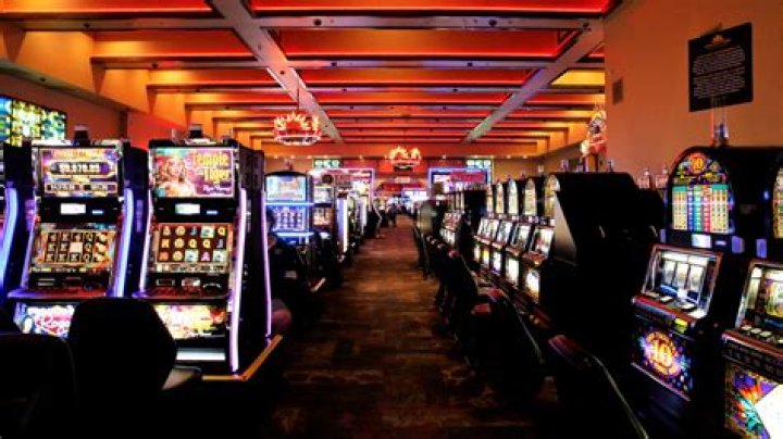 Has sunland park casino reopened?