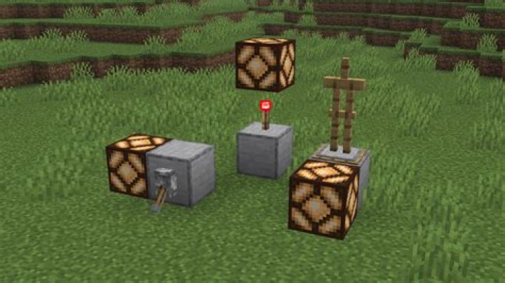How do I make a redstone lamp flash with a 50% duty cycle?