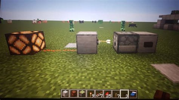 How do you lengthen a redstone button signal in Minecraft?
