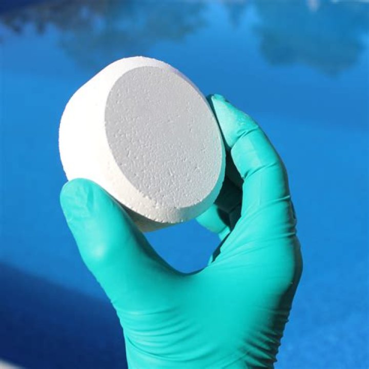 How does cyanuric acid affect chlorine?