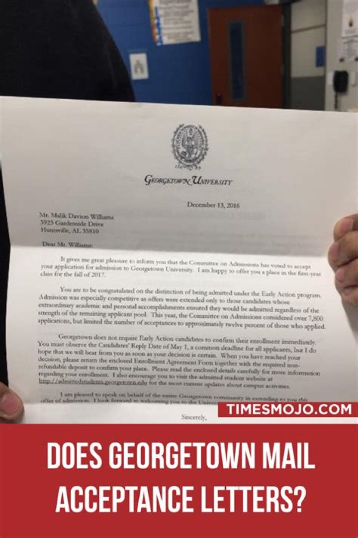 How does georgetown law notify applicants?