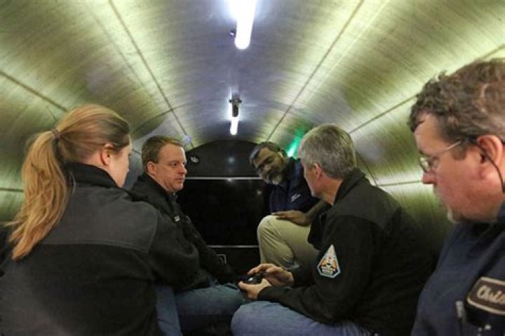 How fast did larwood bowl?