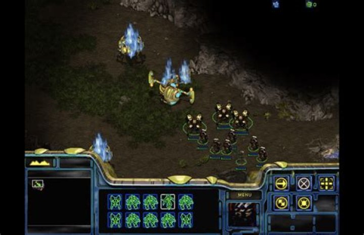 How long is StarCraft 2's typical input delay compared to other competitive games?