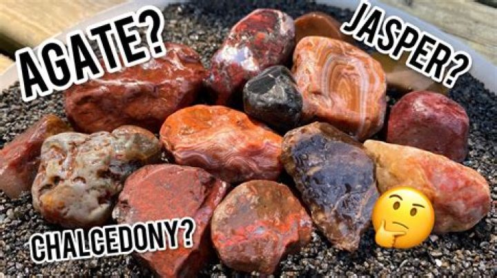 How to identify novaculite?