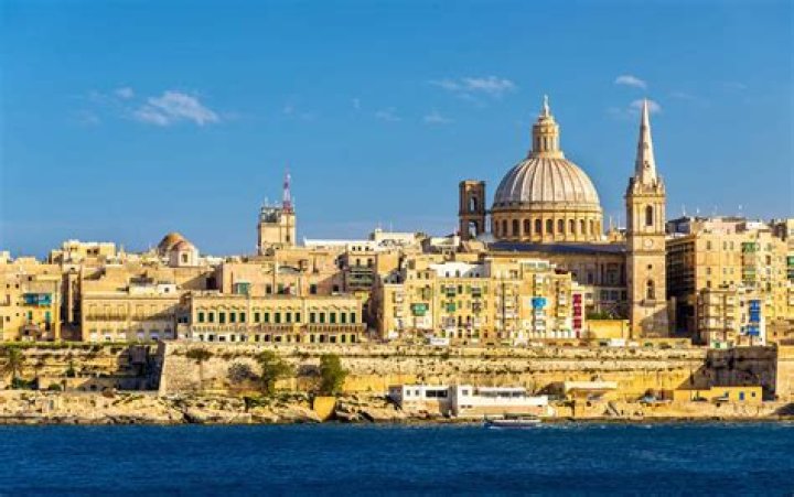 Is valletta the capital of malta?