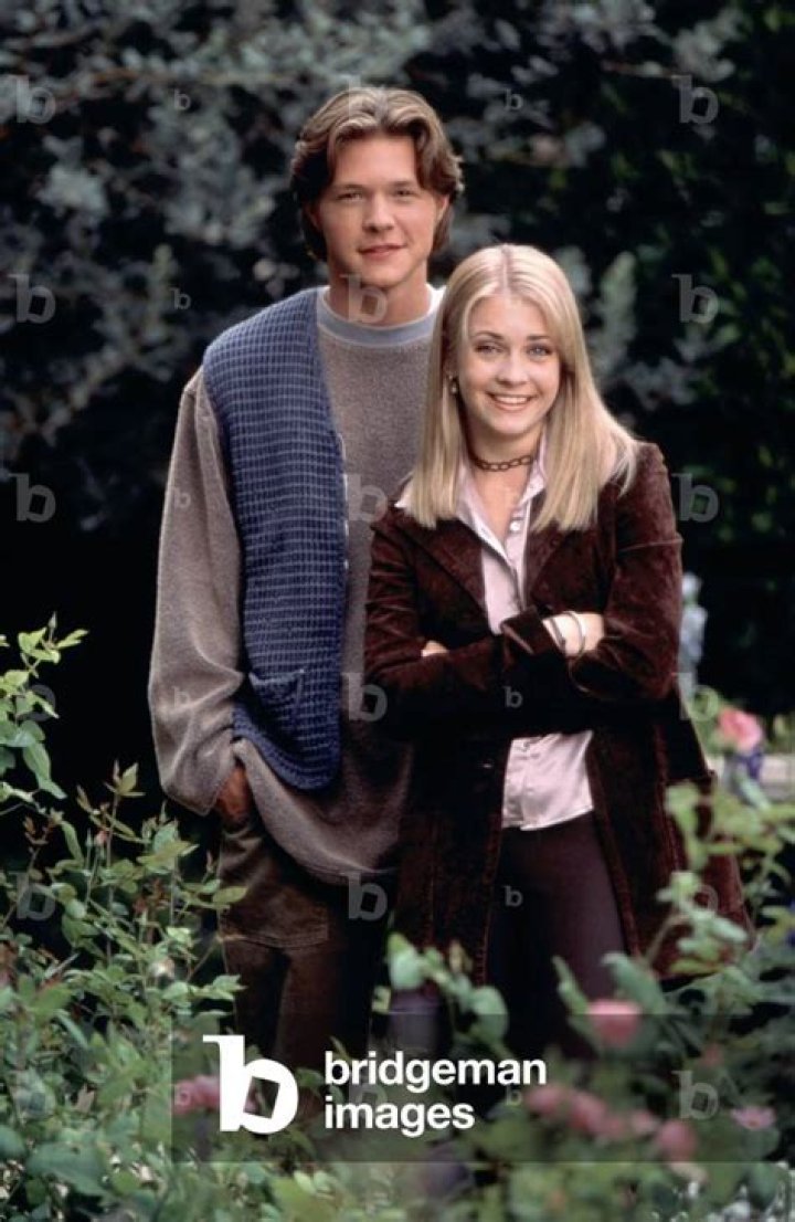 Should sabrina be with harvey or nick?