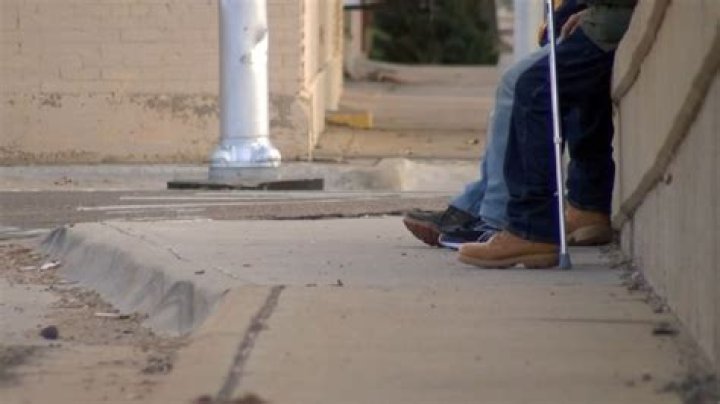Should you help panhandlers?