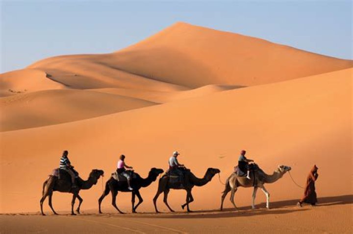 Spreading religion with caravans