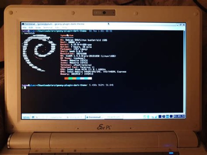 Ubuntu on an Eeepc 1005HA netbook? [duplicate]