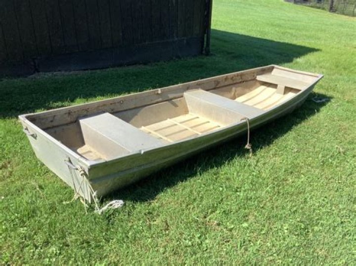 What are flat bottom boats used for?