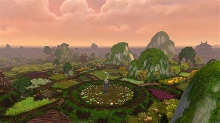 What are the consequences of travelling to the Isle of Mists?