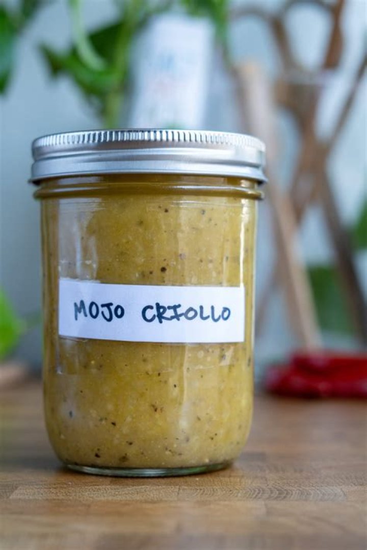 What is mojo criollo?