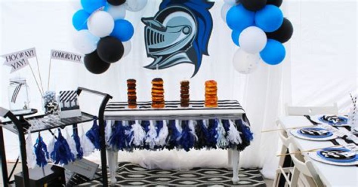 Whats a trunk party?