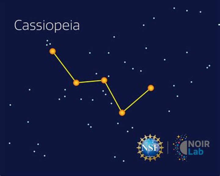 When can cassiopeia be seen?