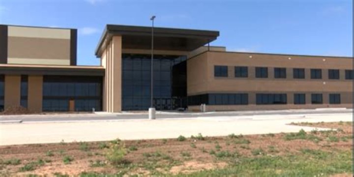 When was bushland high school built?