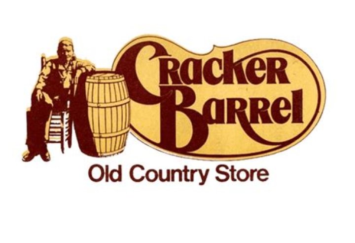 When was cracker barrel founded?