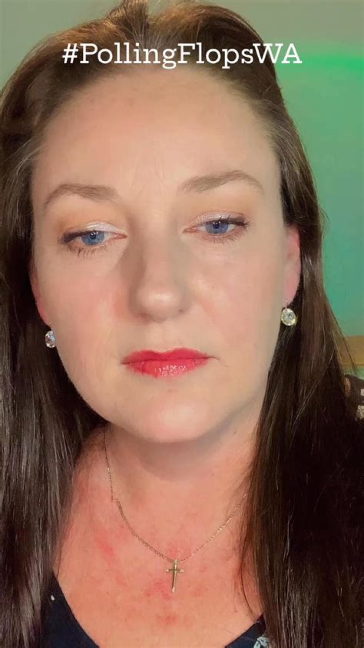 Where do wekas live?