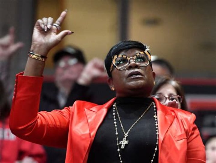 Where is sheryl swoopes today?