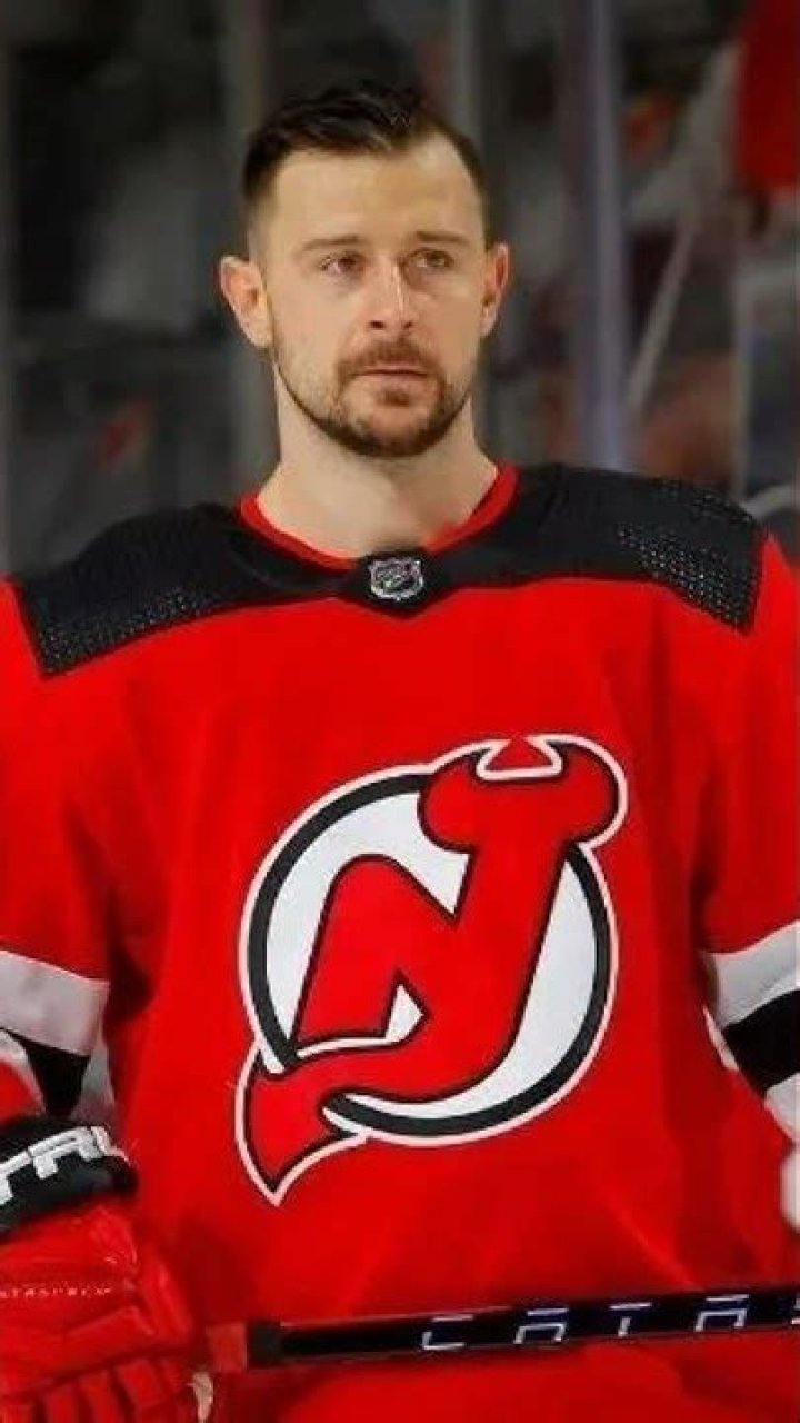 Where is tomas tatar?