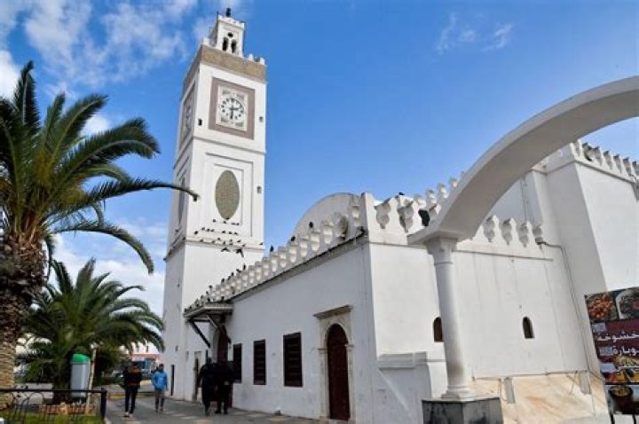 Who built the casbah of algiers?