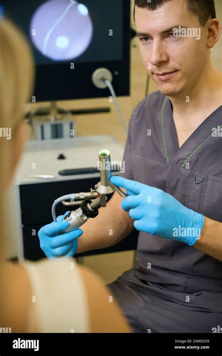 Who can perform anoscopy?