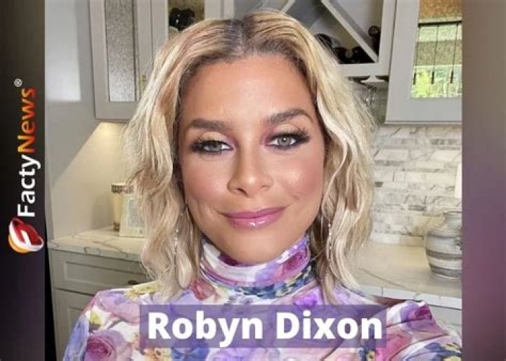 Who is robyn dixon?