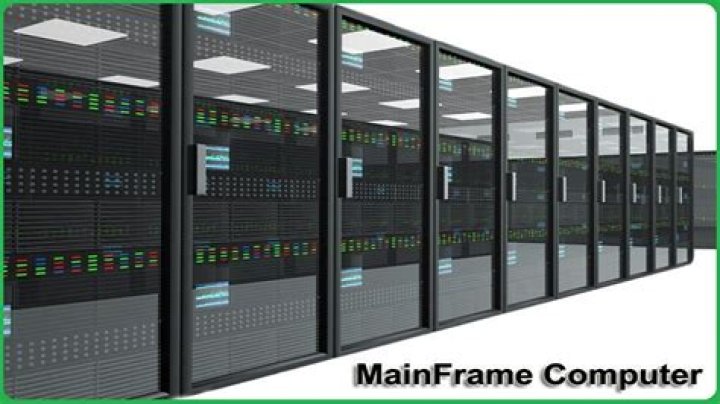 Who uses mainframe computers?