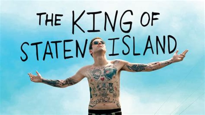 Whos the mom in king of staten island?