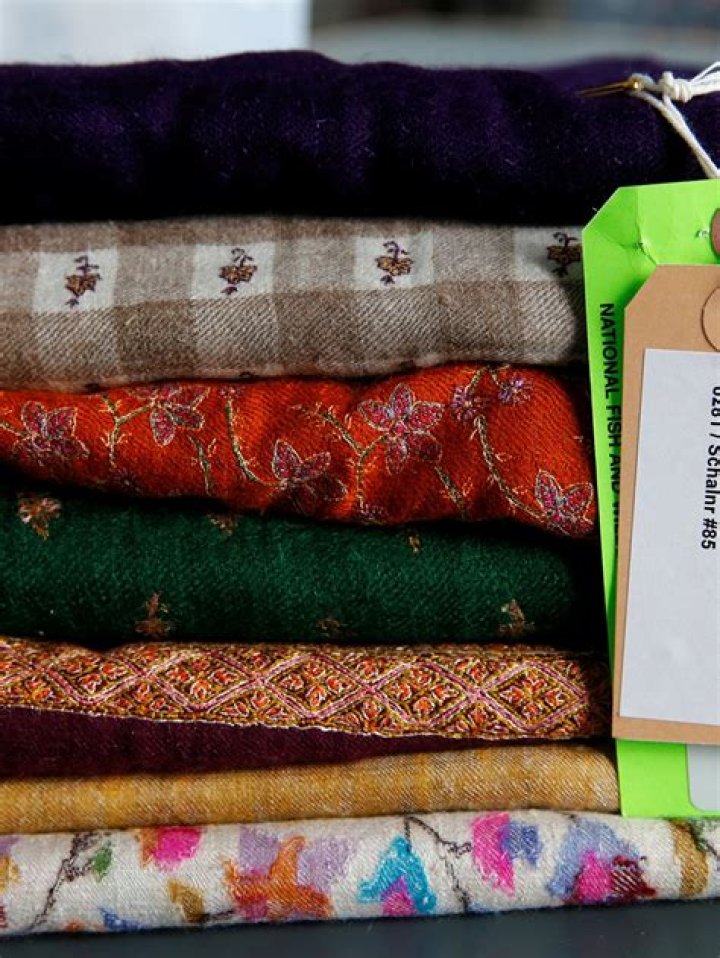 Why is toosh shawl banned?