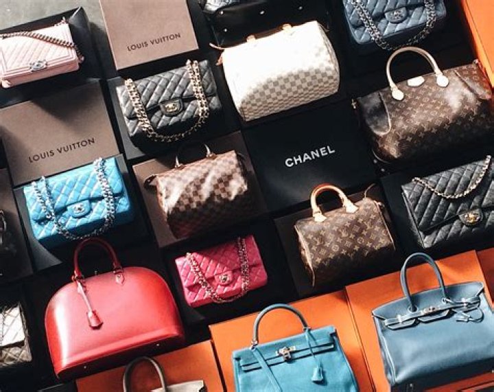 Will pawn shops buy designer handbags?
